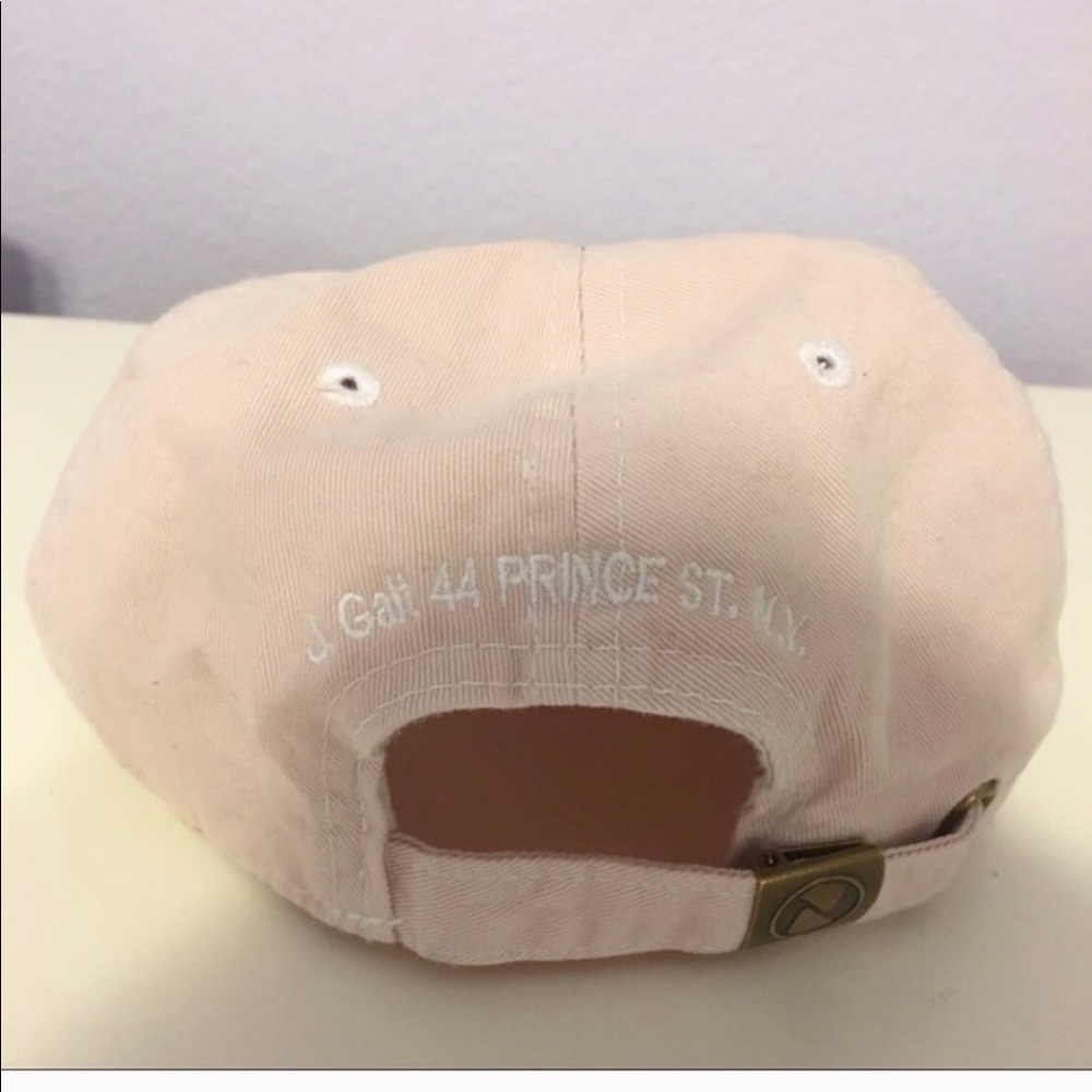 NWOT baby pink brandy Melville baseball cap - Picture 2 of 5